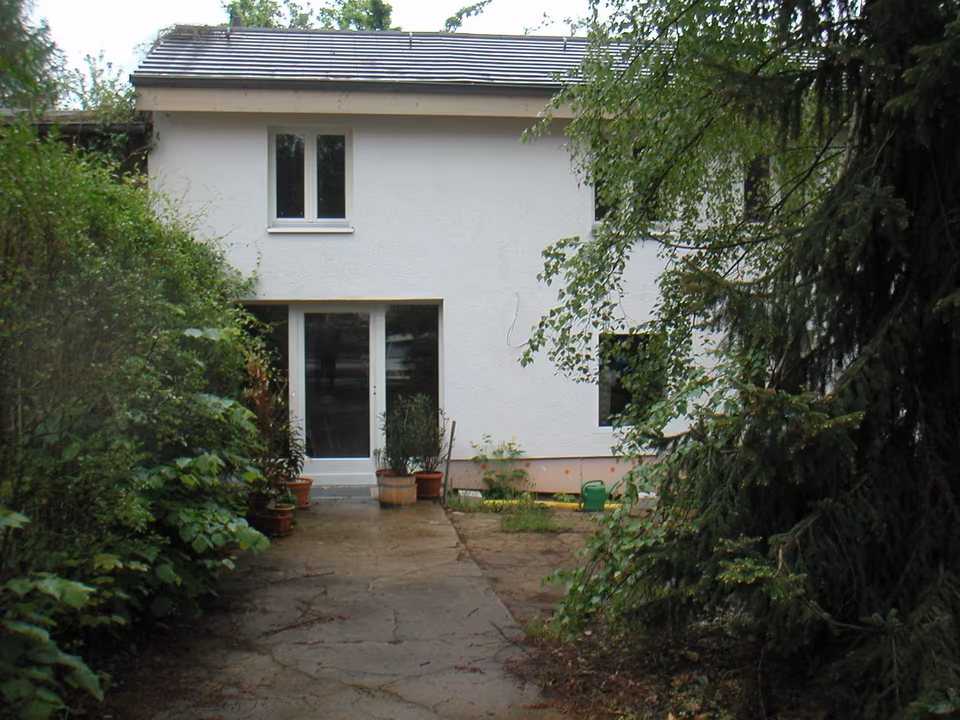 Charmantes kleines Einfamilienhaus im grünen Wannsee in Wannsee, Berlin