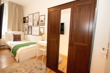 Fully furnished living | 63065-B46-2OGZI4 in Frankfurt am Main